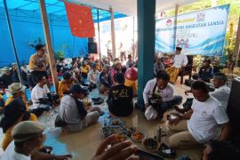 Komunitas sepeda ontel di Cirebon gelar "munggahan" sambut Ramadhan
