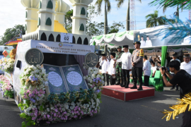 Warga Pontianak berduyun semarakkan  pawai taaruf  sambut bulan puasa
