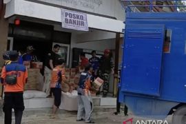 Pemprov  Kaltim bantu bahan pangan untuk korban banjir Long Kali