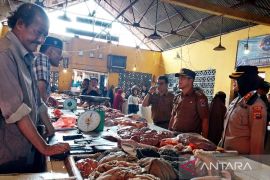 Hasil pemantauan ke pasar,harga bahan pokok masih stabil jelang ramadhan