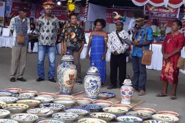 Merawat adat istiadat asli Papua melalui Festival Budaya Biak Numfor