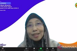 Dokter Paru imbau jamaah shalat tarawih memakai masker