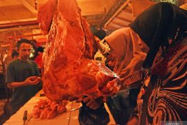 Solusi peliknya urusan daging sapi jelang Idul Fitri