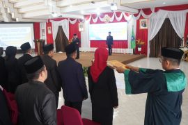 174 pejabat Pemkab HSS jalani sumpah jabatan