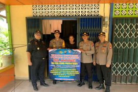 Polisi sosialisasikan larangan jual beli lelong di kawasan perbatasan