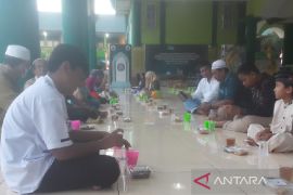 Masjid Agung Baiturrahman Biak Numfor siapkan 180 takjil Ramadhan setiap hari