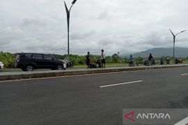 Pemkab Bantul imbau pedagang tidak berjualan di tepi lintasan Jembatan Kretek