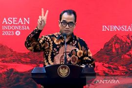Kemarin, Cuti Lebaran berubah hingga calon nama Menpora