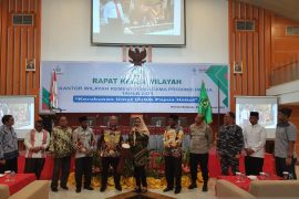 Kanwil Kemenag Papua minta ASN tingkatkan profesionalisme