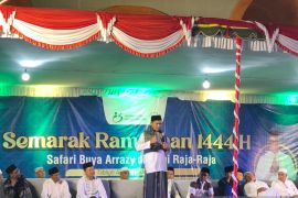 Buya Arrazy sampaikan kisah suri tauladan islam kepada milenial  Maluku