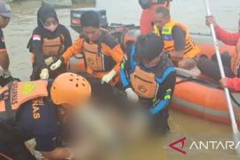 Basarnas Samarinda temukan jasad bocah tenggelam di Sungai Mahakam