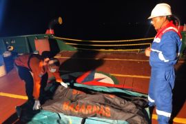 SAR temukan 1 orang korban tewas akibat kebakaran kapal pengangkut BBM Pertamina