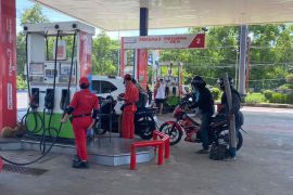 Pasokan BBM Pertamina di Lombok tidak terganggu setelah kebakaran kapal