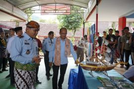 Kakanwil Kemenkumham Jatim ajak masyarakat beli produk karya narapidana