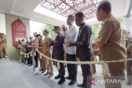 Bupati Kapuas Ben Brahim resmikan rumah jabatan