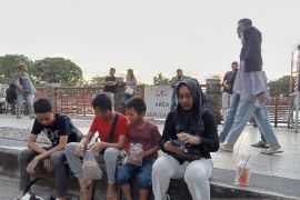 Banjarmasin suguhkan suasana asik berbuka puasa di siring sungai