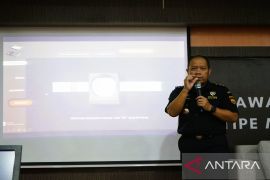 Bea Cukai Madura latih kemampuan pegawai identifikasi pita cukai palsu