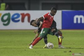 Profil Yance Sayuri, bek Timnas Indonesia asal Papua