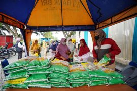 Disdag Kota Madiun gandeng PKK gelar bazar murah di tiga kecamatan