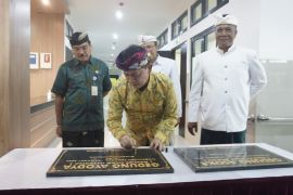 Pemkab minta petugas RSUD Klungkung berorientasi pada pelayanan