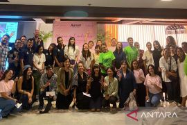 Artis Raline Shah dan Aura Kasih serukan selamatkan Bali dari sampah