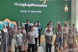 Melati, batik Garut dan songket dalam koleksi busana Lebaran 1444 H