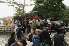 Kedai Karibo Coffe kembali sediakan  takjil gratis untuk warga