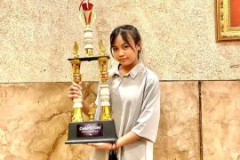 Siswa SMAN 3 Sidoarjo  jadi mahasiswa baru termuda Unair