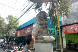 Warga Tulungagung gagalkan dugaan aksi vandalisme benda cagar budaya