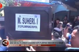 Ayah dan balita korban kebakaran Depo Plumpang dimakamkan di Bogor