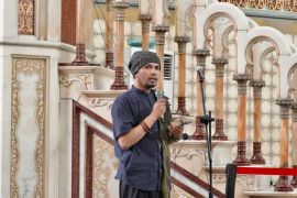 Ustaz Hanan Attaki puji Bobby Nasution majukan UMKM di Ramadhan Fair