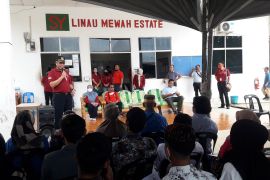 480 PMI di Miri mendapatkan pelayanan pasport dan SPLP dari KJRI Kuching