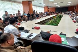 DPRD Medan: Hentikan penangkapan pakaian bekas impor