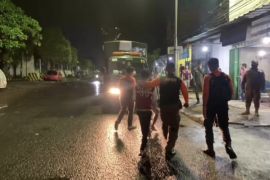 "Perang sarung", puluhan remaja di Surabaya jalani sanksi sosial