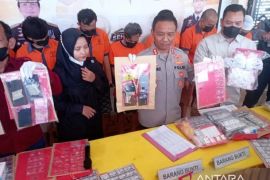 Polres Madiun Kota tangkap lima tersangka kasus sabu