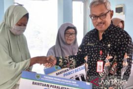 Disperindagkop Kaltim salurkan peralatan bagi UMKM  Kota Bontang