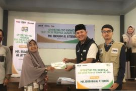 Asar Humanity Sumbar distribusikan zakat dari donatur Palestina