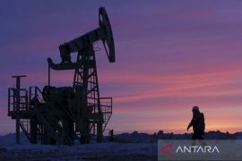 Minyak jatuh terseret ketidakpastian atas OPEC+, kesepakatan utang AS