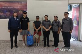 Tak pegang paspor, dua warga China di Bali dideportasi