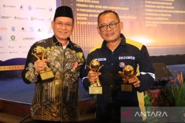 Kotabaru's Regent, PDAM win 2023 Top CEO BUMD award