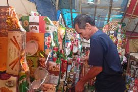 Pedagang parsel Pasar Kembang Cikini mengeluh sepi pembeli