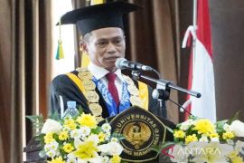 Tim asesor Kemendikbudristek visitasi lapangan dua program doktor baru ULM