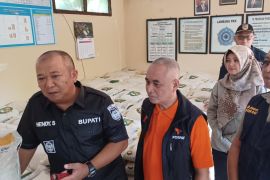 Bupati Jember siap percepat distribusi bantuan pangan kepada 217.060 KPM