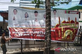 Usai ditangkap KPK, baliho Muhammad Adil dicopot petugas