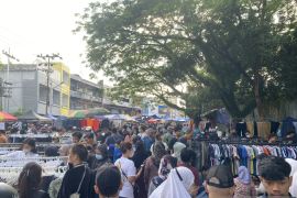 Pemkot Banjarmasin dampingi Kalsel awasi pakaian "thrifting"