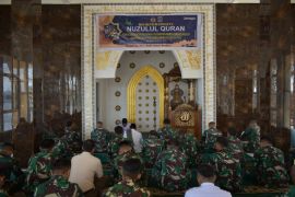 Lanal Kendari gelar peringatan Nuzulul Qur'an