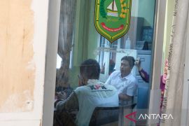 KPK panggil saksi ikut geledah ruang kerja Bupati Meranti