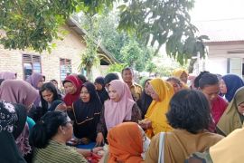 Perindag Simalungun buka pasar murah sediakan 2.560 paket bahan pokok