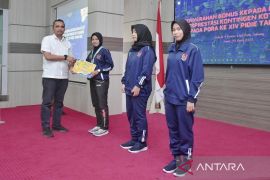 Pemkot Sabang beri bonus atlet PORA, harap ada peningkatan prestasi