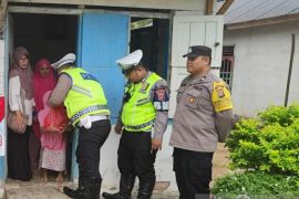 Polres Bangka salurkan puluhan paket bansos